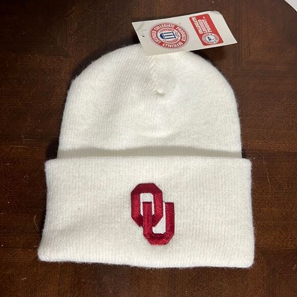 🔥🔥 OU SOONERS “NWT” Winter Beanie Stocking Cap Hat - PERFECT 🔥🔥 - Picture 1 of 4